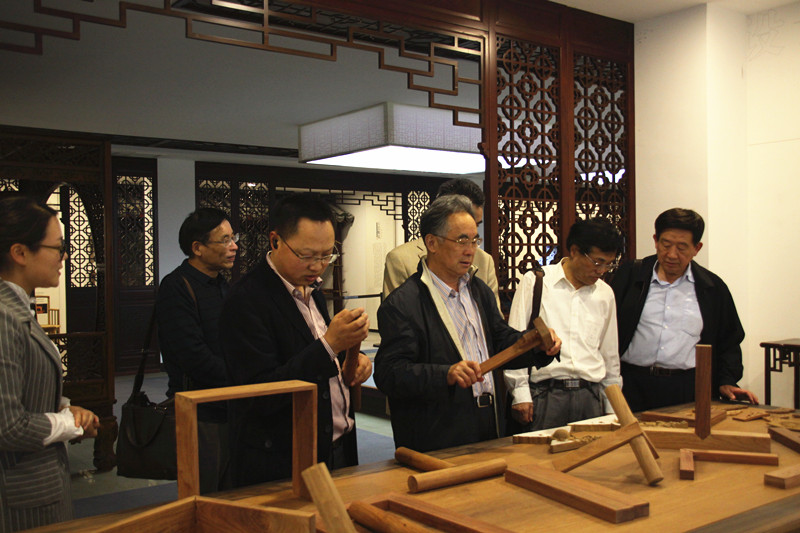 浙江省公共关系协会走进汇才红木